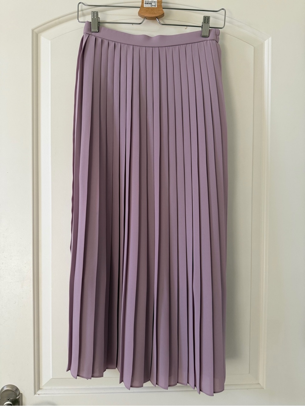 Uniqlo Pleated Skirt